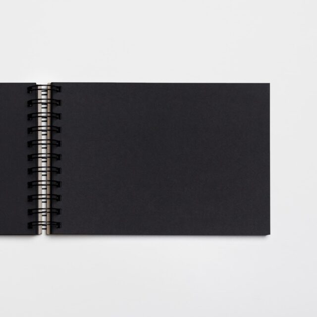 Скетчбук Falafel для графики с черной бумагой A5, 160 г/м², 62л