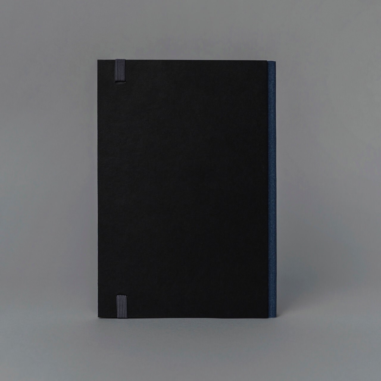 Скетчбук для графики в твёрдой обложке Falafel Black A5
