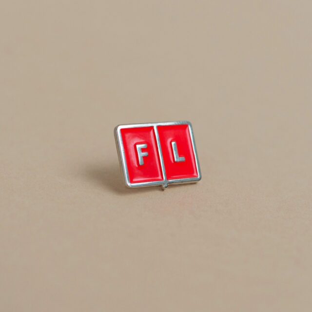 Значок Falafel Pin Red