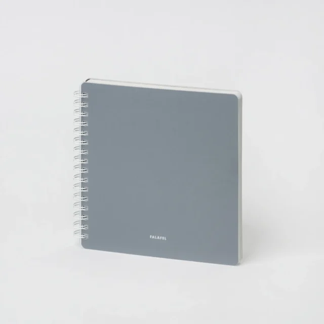 Блокнот в точку с прозрачной обложкой 15×15 см Black
