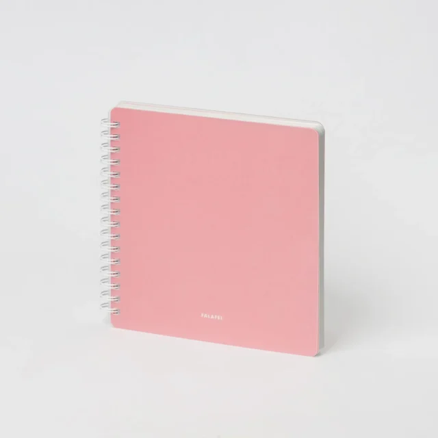 Блокнот в точку с прозрачной обложкой 15×15 см Rose
